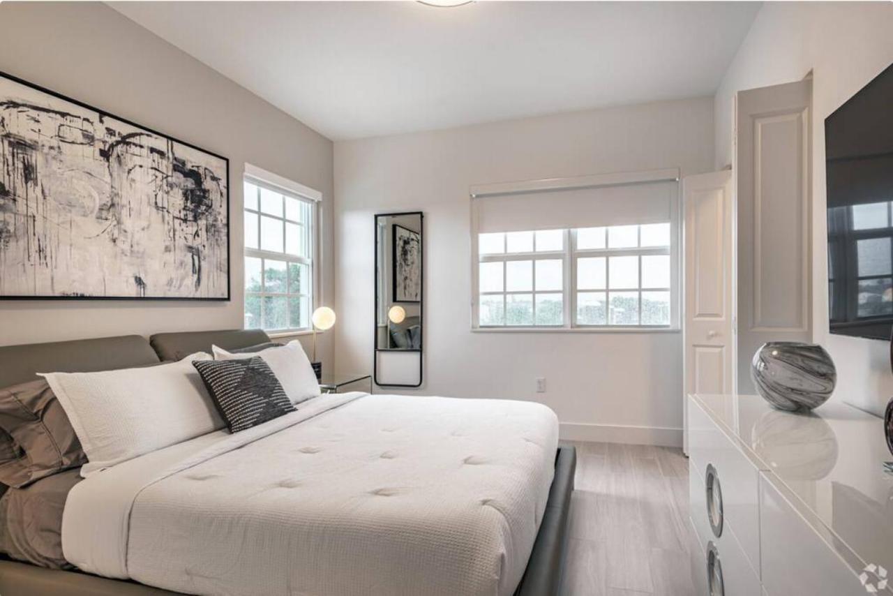 Dahlia - The Designer Townhome Holiday home Lake Worth Beach